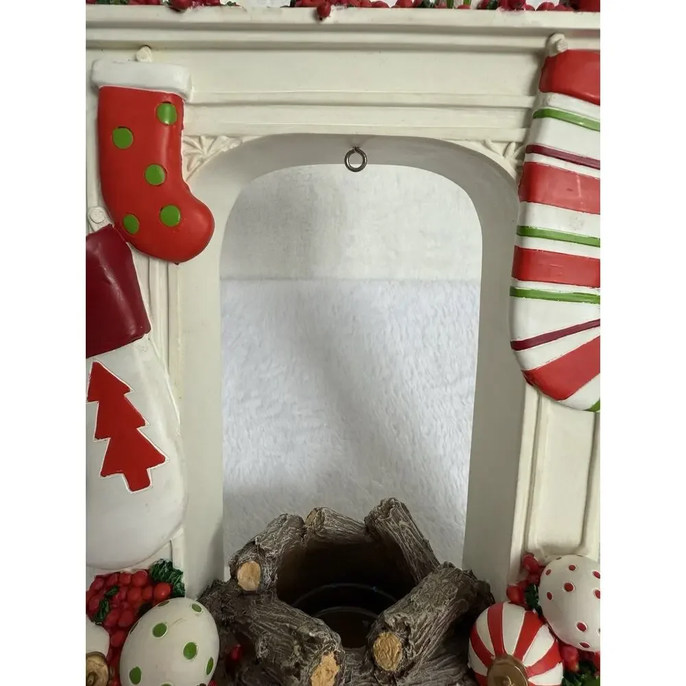 Yankee Candle Christmas Mantle Fireplace Stockings 10” Tea Light Tart Wax Warmer